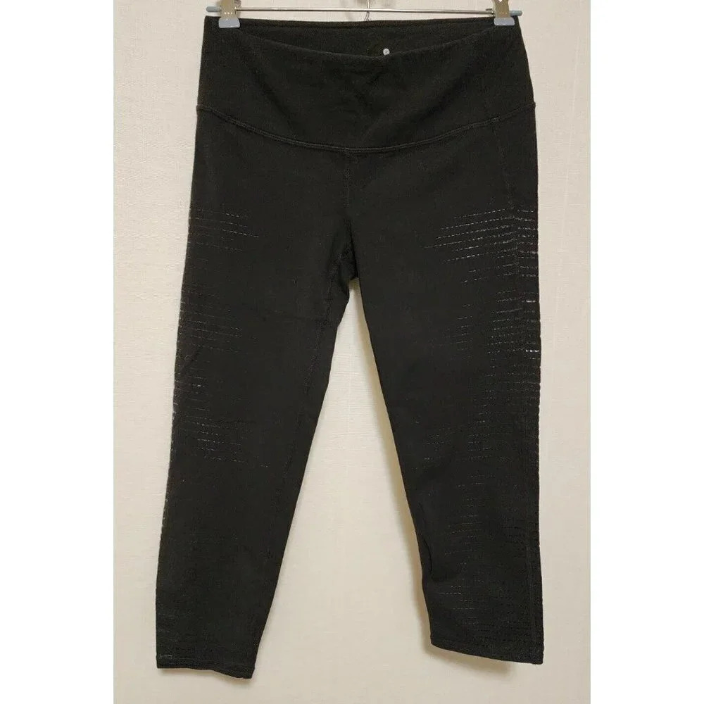 Athleta Gel Chaturanga Capri Leggings With Shiny‎ Details Size Small Black